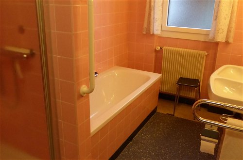 Foto 12 - Apartment mit 5 Schlafzimmern in Adelboden mit garten