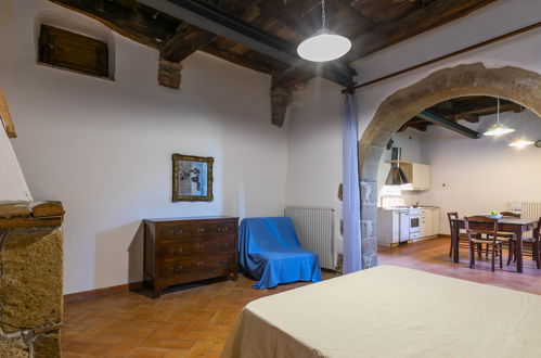 Photo 12 - 1 bedroom Apartment in Sorano with swimming pool and garden