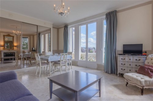 Foto 2 - Apartamento de 1 habitación en Cabourg con vistas al mar