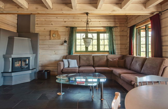 Casa de 5 quartos em Fossdal com jardim e terraço - Foto 8