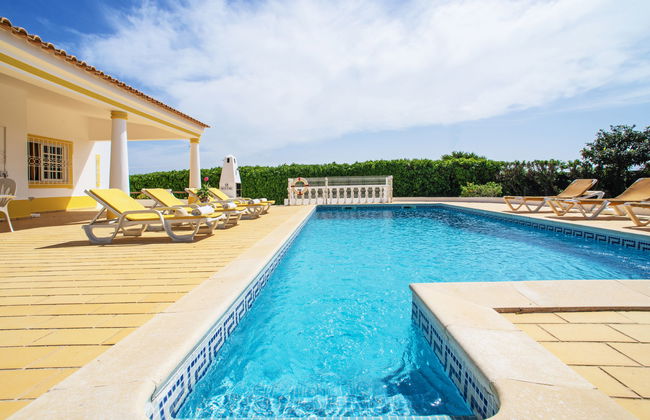 Casa de 4 quartos em Albufeira com piscina privada e jardim - Foto 54