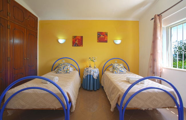 Casa de 4 quartos em Albufeira com piscina privada e jardim - Foto 32