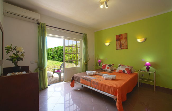 Casa de 4 quartos em Albufeira com piscina privada e jardim - Foto 16