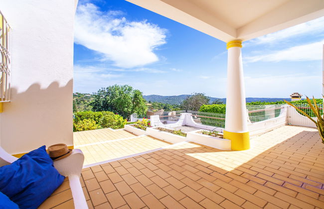Casa de 4 quartos em Albufeira com piscina privada e jardim - Foto 49