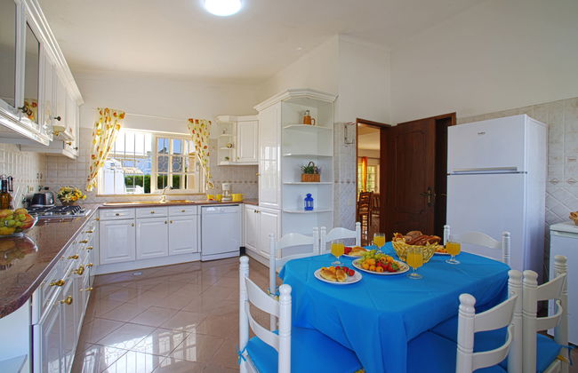 Casa de 4 quartos em Albufeira com piscina privada e jardim - Foto 5