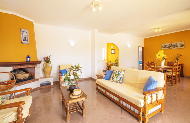Casa de 4 quartos em Albufeira com piscina privada e jardim - Foto 27