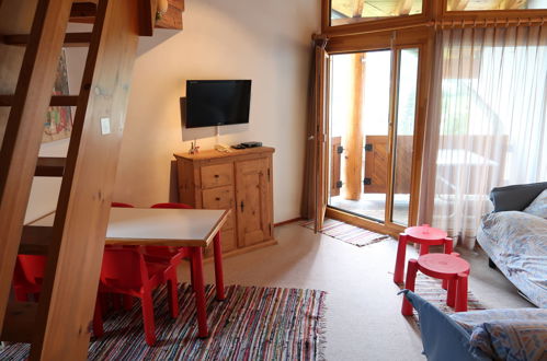 Foto 4 - Apartment mit 1 Schlafzimmer in Flims mit garten und blick auf die berge