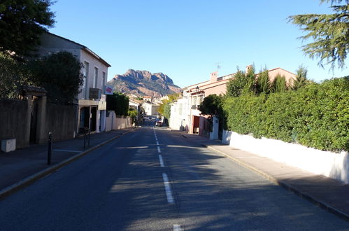 Foto 30 - Apartamento de 1 habitación en Roquebrune-sur-Argens con piscina privada y vistas al mar