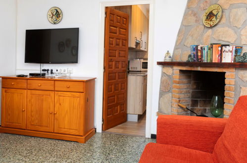 Photo 12 - 2 bedroom House in l'Escala with terrace and sea view