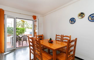 Photo 3 - 2 bedroom House in l'Escala with terrace and sea view