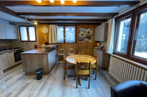 Foto 8 - Apartamento de 2 quartos em Chamonix-Mont-Blanc com jardim