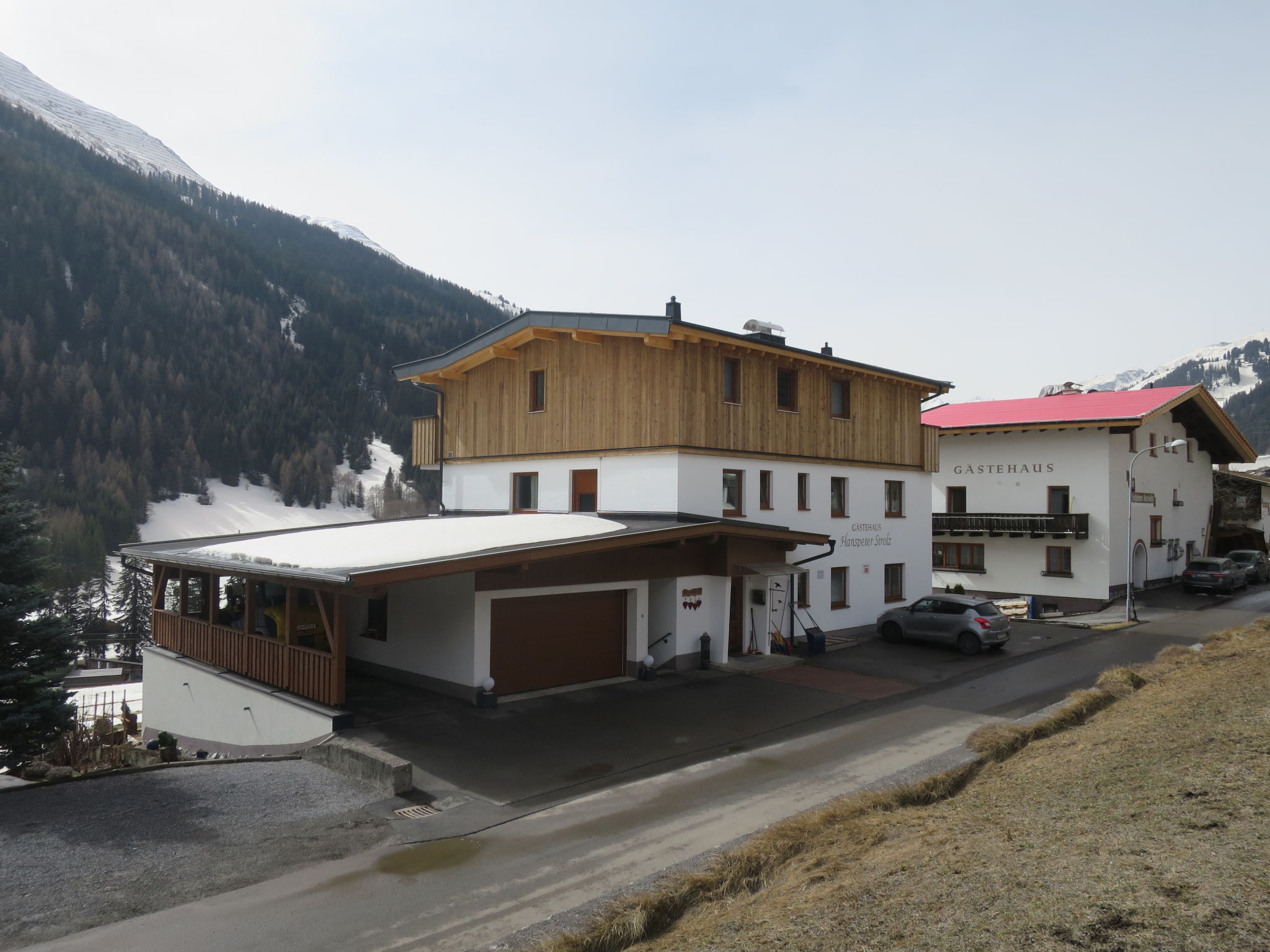 Photo 1 - 4 bedroom Apartment in Sankt Anton am Arlberg with mountain view