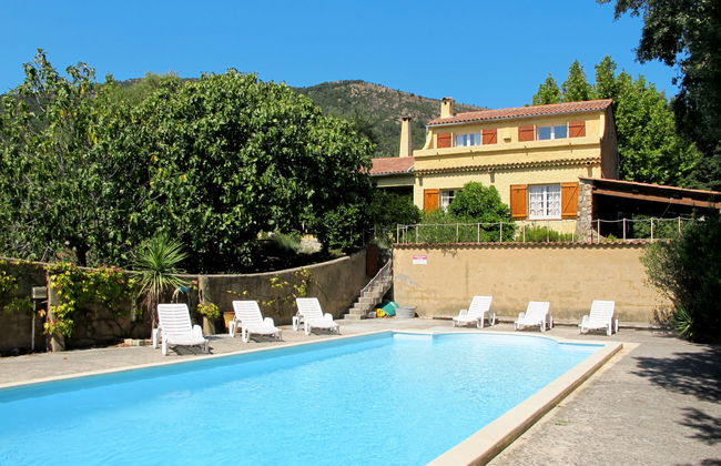 Casa de 5 quartos em Le Plan-de-la-Tour com piscina privada e jardim - Foto 1