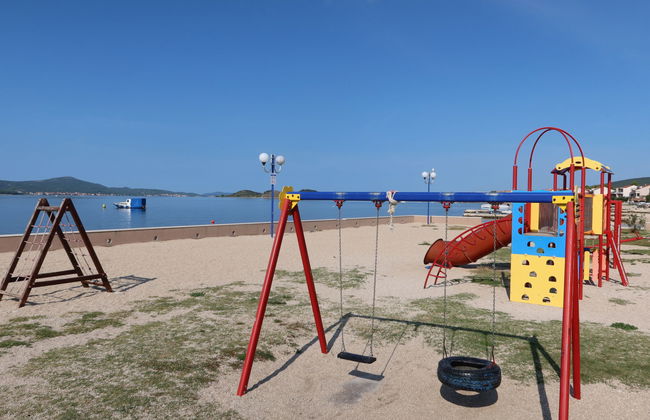Apartamento de 3 quartos em Sveti Filip i Jakov com jardim e terraço - Foto 17