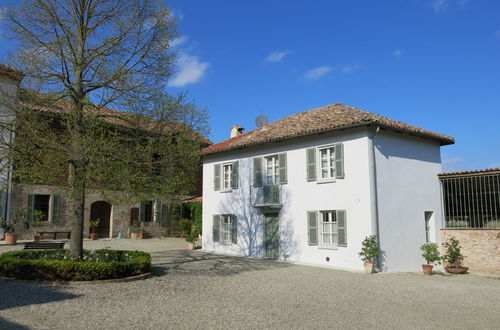 Photo 5 - Maison de 2 chambres à Alfiano Natta avec piscine et jardin