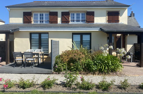 Foto 10 - Haus mit 2 Schlafzimmern in Barneville-Carteret mit garten und terrasse