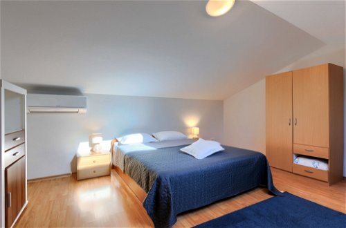 Foto 25 - Casa con 3 camere da letto a Vodnjan con terrazza e vista mare