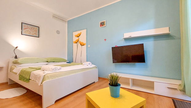 Appartamento con 1 camera da letto a Malinska-Dubašnica con giardino e terrazza - Foto 2