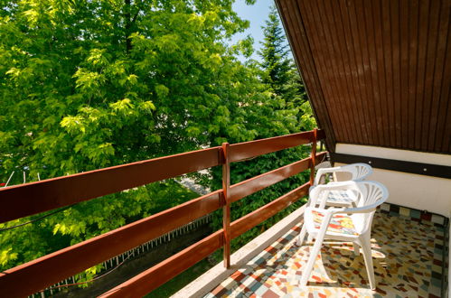Foto 8 - Casa con 2 camere da letto a Balatonszárszó con giardino e vista mare