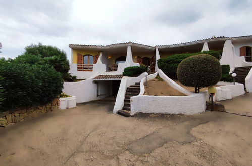 Foto 1 - Casa de 3 habitaciones en Arzachena con piscina y jardín