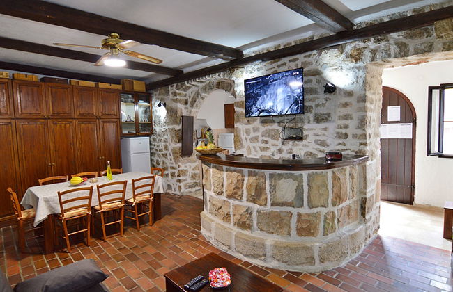 Casa de 7 quartos em Brela com terraço - Foto 4