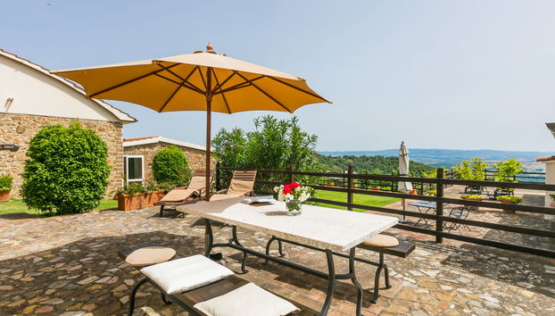 Casa de 4 quartos em Cinigiano com piscina e jardim - Foto 2