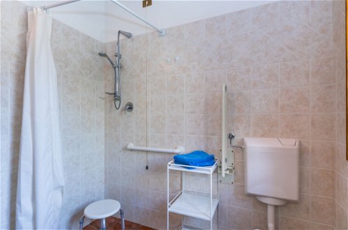 Foto 31 - Casa con 3 camere da letto a Cinigiano con piscina e giardino