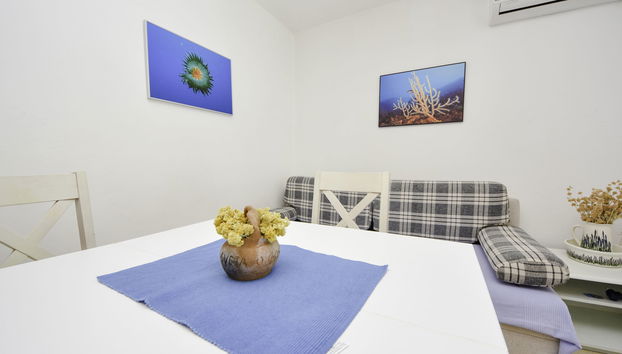 Apartment mit 3 Schlafzimmern in Karlobag mit terrasse - Foto 4