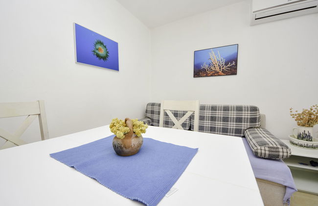 Appartamento con 3 camere da letto a Karlobag con terrazza - Foto 4