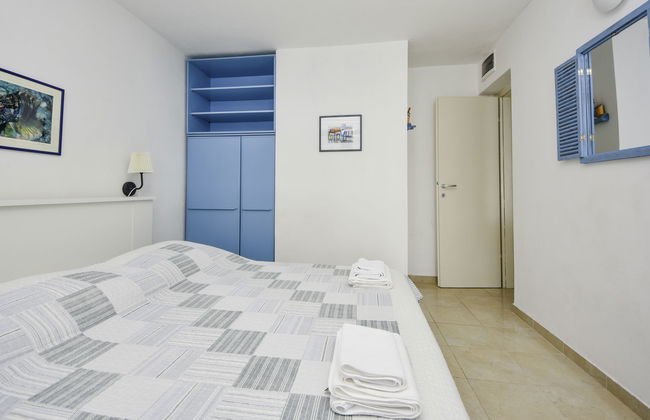 Appartamento con 3 camere da letto a Karlobag con terrazza - Foto 9