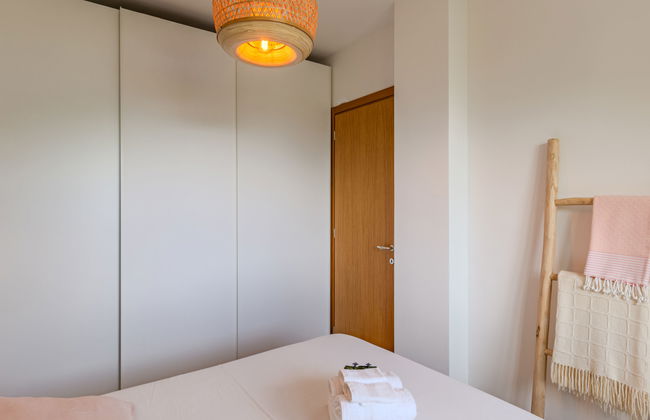 Apartamento de 2 quartos em Trezzone com piscina e jardim - Foto 18
