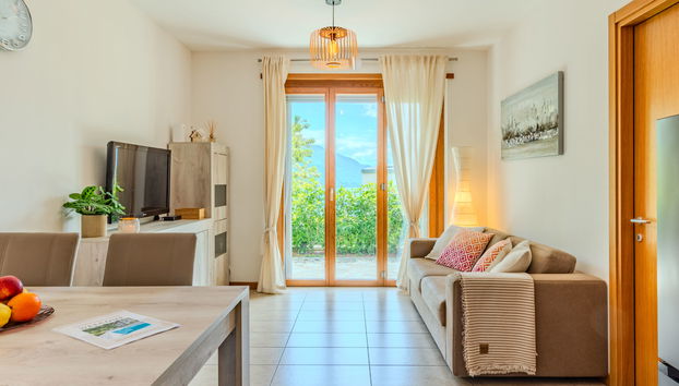 Apartment mit 2 Schlafzimmern in Trezzone mit schwimmbad und garten - Foto 3