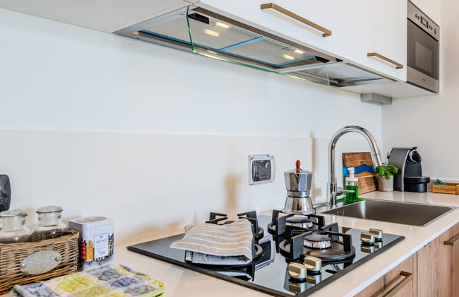 Apartamento de 2 quartos em Trezzone com piscina e jardim - Foto 11