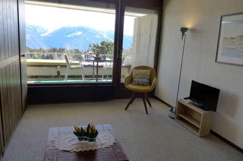 Foto 10 - Apartamento em Crans-Montana com piscina e vista para a montanha