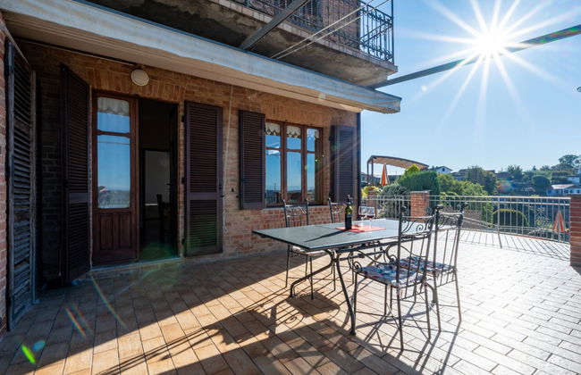 Apartamento de 2 quartos em Cossombrato com piscina e jardim - Foto 4