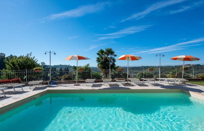 Apartamento de 2 quartos em Cossombrato com piscina e jardim - Foto 21