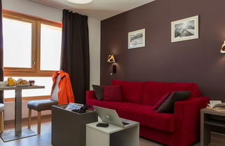 Photo 2 - 2 bedroom Apartment in La Plagne Tarentaise with swimming pool and terrace