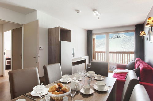 Foto 9 - Apartamento de 2 quartos em La Plagne Tarentaise com piscina e vista para a montanha