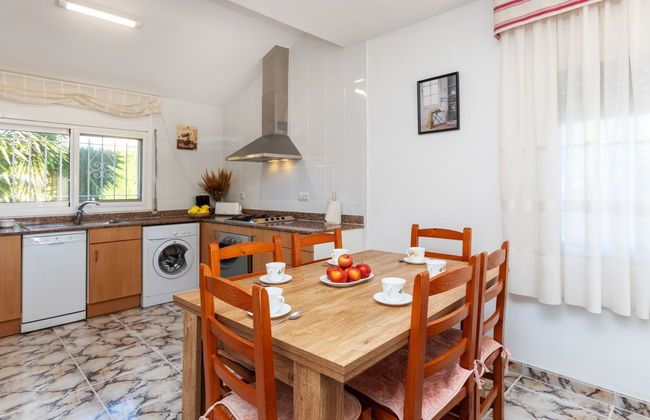 Maison de 4 chambres à l'Ametlla de Mar avec piscine privée et jardin - Photo 4