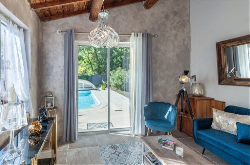 Photo 3 - Maison de 3 chambres à Roussillon avec piscine privée et terrasse