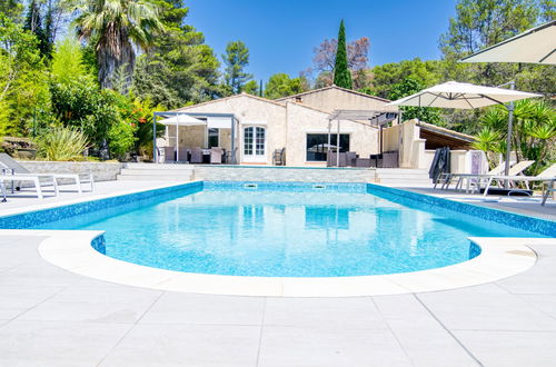 Photo 1 - Maison de 6 chambres à Pignans avec piscine privée et jardin