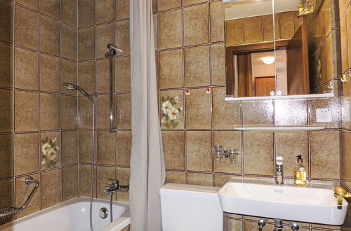 Photo 15 - 1 bedroom Apartment in Crans-Montana