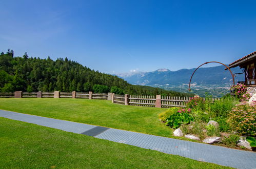 Foto 21 - Apartamento de 3 habitaciones en Predaia con jardín y vistas a la montaña