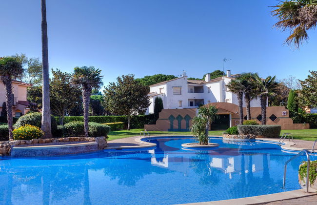 Apartamento de 3 quartos em Pals com piscina e jardim - Foto 5
