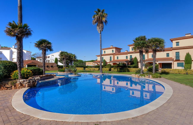 Apartamento de 3 quartos em Pals com piscina e jardim - Foto 4