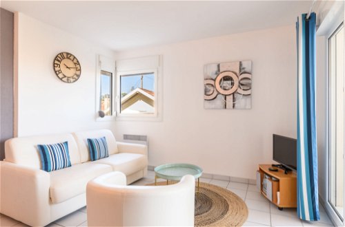 Photo 3 - 2 bedroom Apartment in Arcachon with terrace and sea view