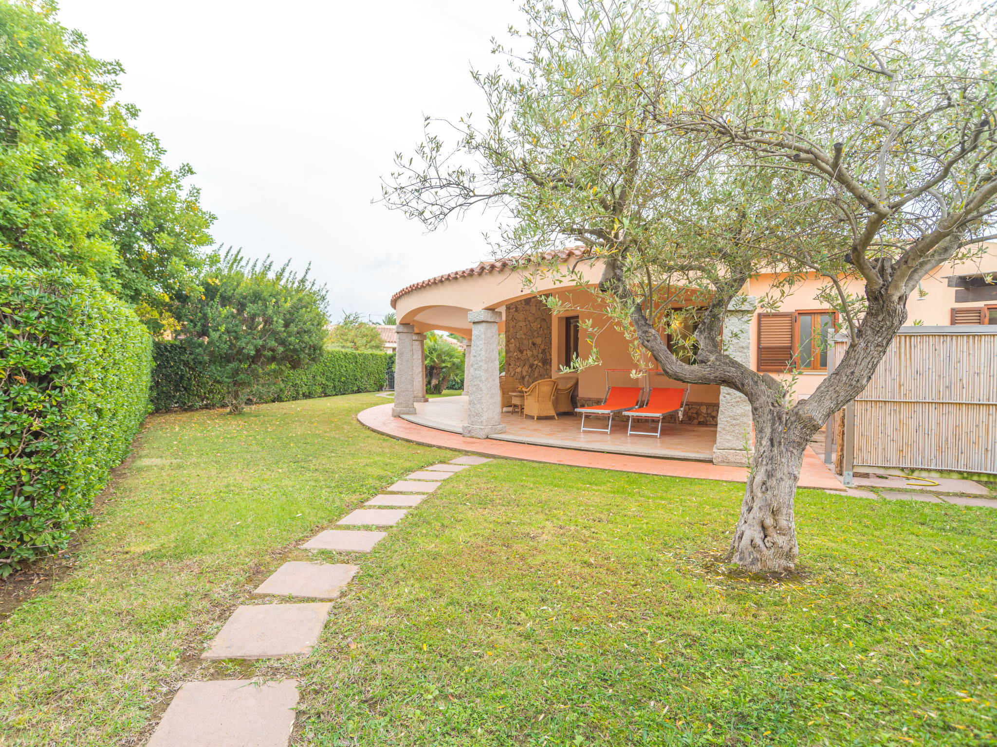 Photo 1 - Maison de 2 chambres à Muravera avec jardin et terrasse