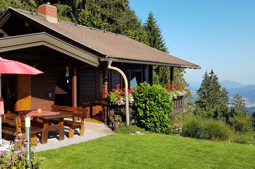 Photo 1 - Maison de 2 chambres à Himmelberg avec terrasse et vues sur la montagne