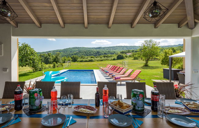 Casa de 7 quartos em Pićan com piscina privada e jardim - Foto 52