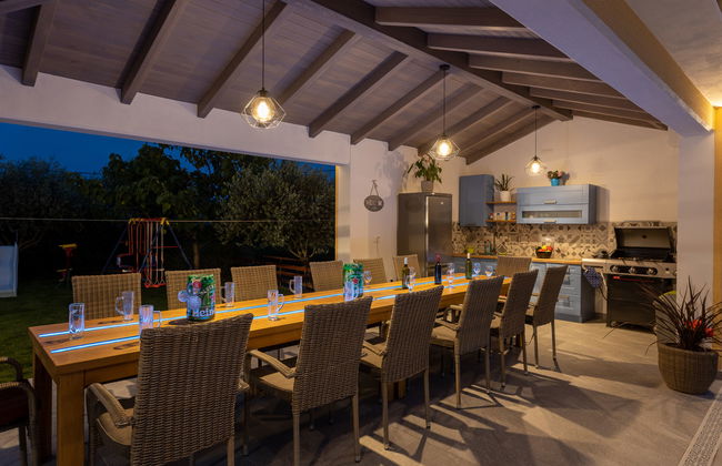 Casa de 7 quartos em Pićan com piscina privada e jardim - Foto 55